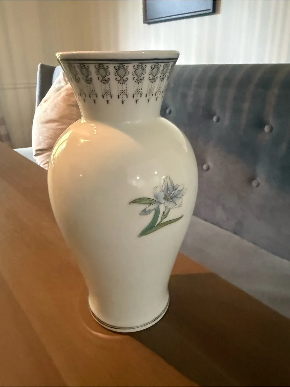 Vintage Chinese Porcelain Vase